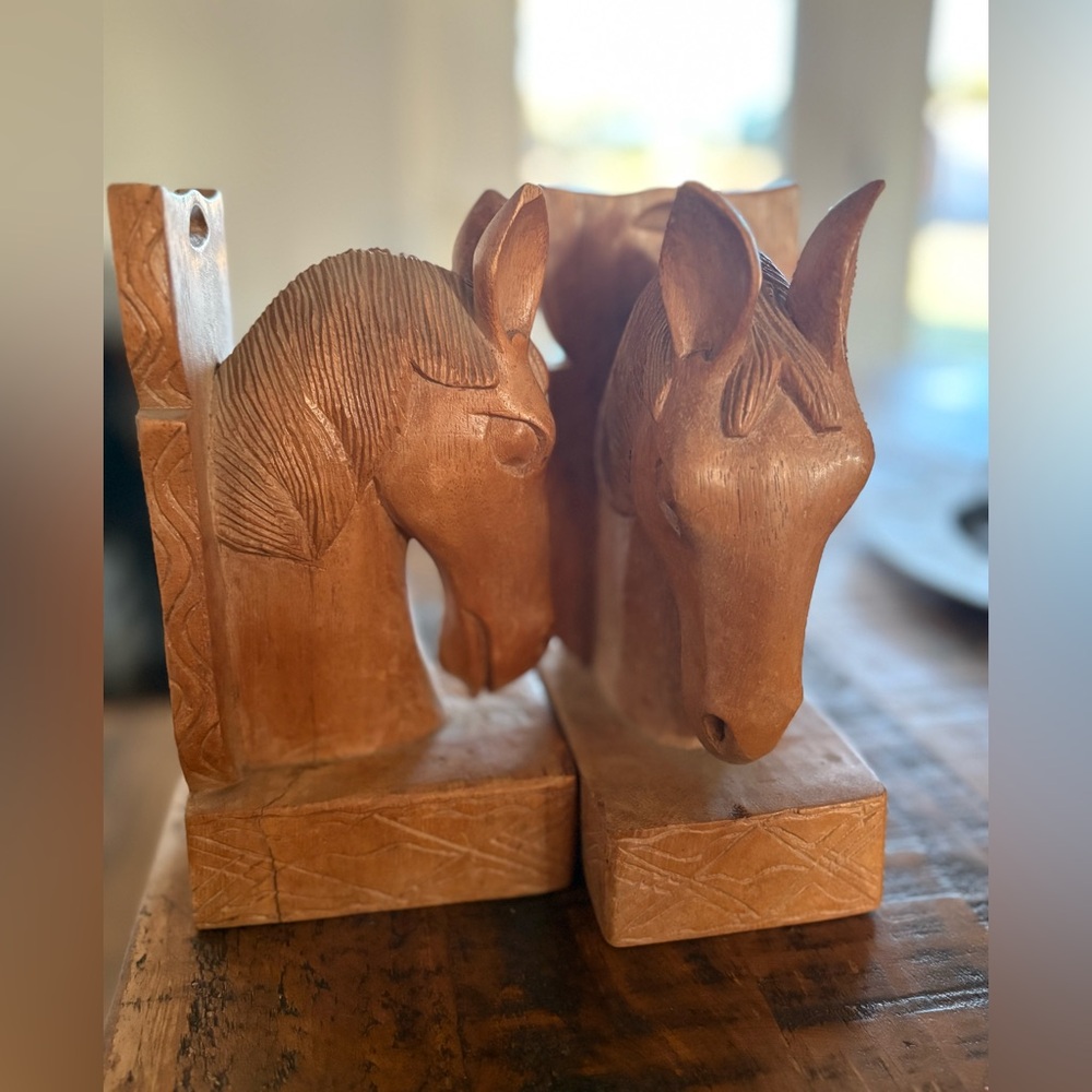 Vintage Handcrafted Wooden Horse Bookends - Picture 2 of 6